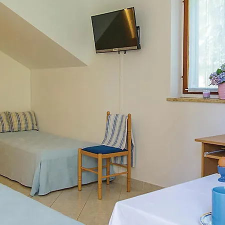 Appartement In With Wifi Rabac